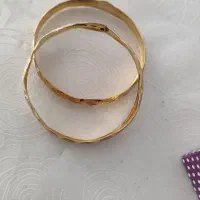 سه عدد النگوی طلا|جواهرات|اندیشه, اندیشه فاز ۱|دیوار