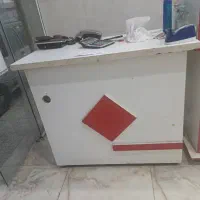 دو تا ویترین یه قفسه بلند|فروشگاه و مغازه|ماهدشت, |دیوار