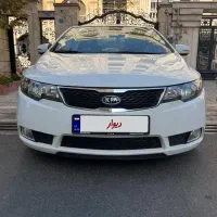 سراتو مدل ۹۵ سفید