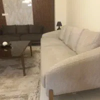 هم خانه خانم