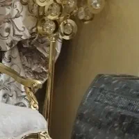 آباژور ایستاده