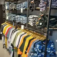 رگال و قفسه و آینه مناسب بوتیک