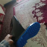 چکمه کار|کیف، کفش، کمربند|خان ببین, |دیوار