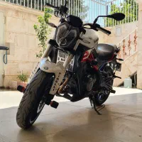 بنلی دو سیلندر ۳۰۰ سفید|موتورسیکلت|خرم‌آباد, |دیوار