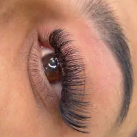 اکستنشن مژه اسپایکی و والیوم فقط 300 و 350 تضمینی|خدمات آرایشگری و زیبایی|مشهد, هنرستان|دیوار