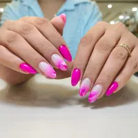 کاشت ناخن صدرا|خدمات آرایشگری و زیبایی|صدرا-فارس, فاز ۱|دیوار