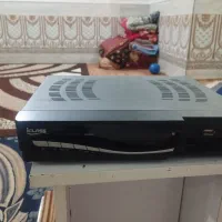 یک دیجیتال با سه تاکنترول