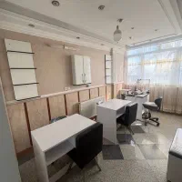 کرایه میز ناخن ،صندلی کراتین،صندلی رنگ