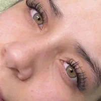 تخفیف ویژه آموزش مژه از صفر تا حرفه‌ای فقط ۳۵۰۰