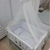 تخت کنار مادر گهواره ای