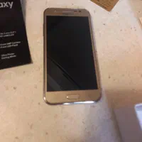 سامسونگ Galaxy J5 با حافظهٔ ۱۶ گیگابایت
