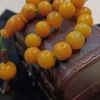 تسبیح  کهربای آلمانی قدیمی و‌کلکسیونی|کلکسیون اشیاء عتیقه|اهواز, کوی باهنر|دیوار