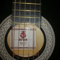 گیتار کلاسیک|گیتار، بیس، امپلیفایر|سمنان, |دیوار