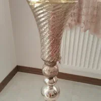 گلدان پایه بلند