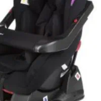 صندلی ماشین کاملا تمیز وسالم