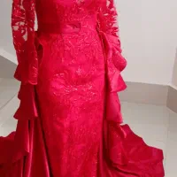 قرمز|لباس|قره ضیاالدین, |دیوار