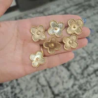 انواع دکمه های فلزی وارداتی