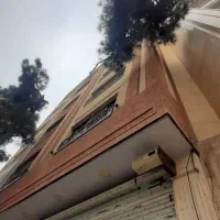 فروشنده خانم
