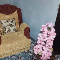 مبل راحتی در حد نو