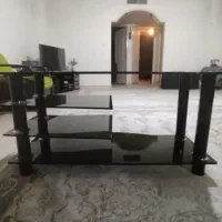 میز TV شیشه‌ای