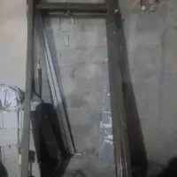 سنگ کلکسیونی ودرب فیبری با چهارچوب جنس مرغوب قدیمی|کلکسیون اشیاء عتیقه|نورآباد ممسنی, |دیوار