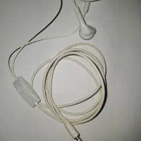 ایرپاد(هنذفری بلوتوثی) پیدا کردم