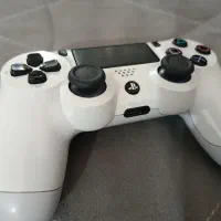 دسته ps4 سفید