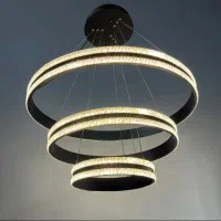 لوسترمدرن(بهترین کیفییت و نوردهی)کریستال پوست ماری