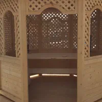 آلاچیق، تخت و کلبه