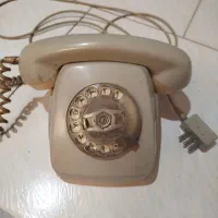 تلفن قدیمی و عتیقه