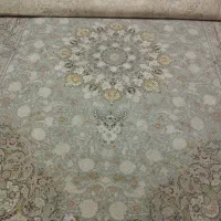 دوعدد فرش برجسته کاملا نو