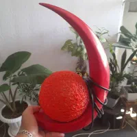 یک عددفرش چهارمتری.یک عدد میز کار