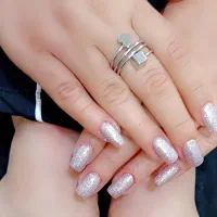 خدمات زیبایی ناخن بهار