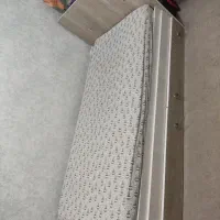 تخت نوجوان.نوزاد