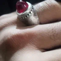 انگشتر یاقوت