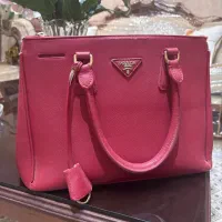 کیف پرادا همراه بند بلند وکیف پول