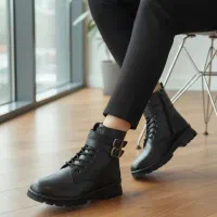 کفش|کیف، کفش، کمربند|چالدران, |دیوار