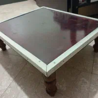 میز چوبی