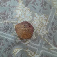 سنگی که درخودش آهن جزبشده.|جواهرات|بروجرد, |دیوار