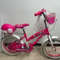 دوچرخه دخترانه سایز ۱۶  و اسکوتر پروانه ای