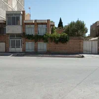 خانه ویلایی فروشی در آیت جنوبی