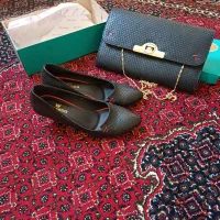 یک جفت کفش زنانه  ویک کیف  وکفش ست نو