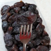 خرما خنیزی درجه یک وتازه