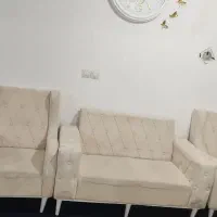 مبل ۷نفره کرمی