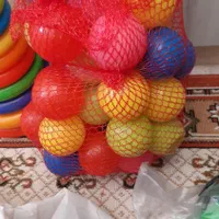 توپ و حلقه کودک