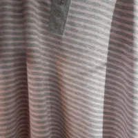 مقداری لباس زنانه