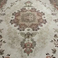 دو تخته فرش ۱۲ و۹ متری ۵۰۰ شانه ستارع طلایی ملت|فرش|فولادشهر, A4|دیوار