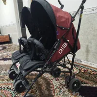 کالسکه دوقلو