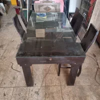 میز نهارخوری