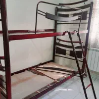 تخت دو طبقه کاملا سالم